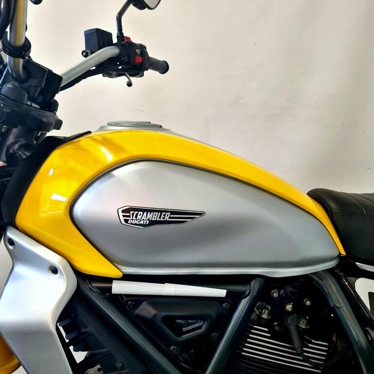 SCRAMBLER 800