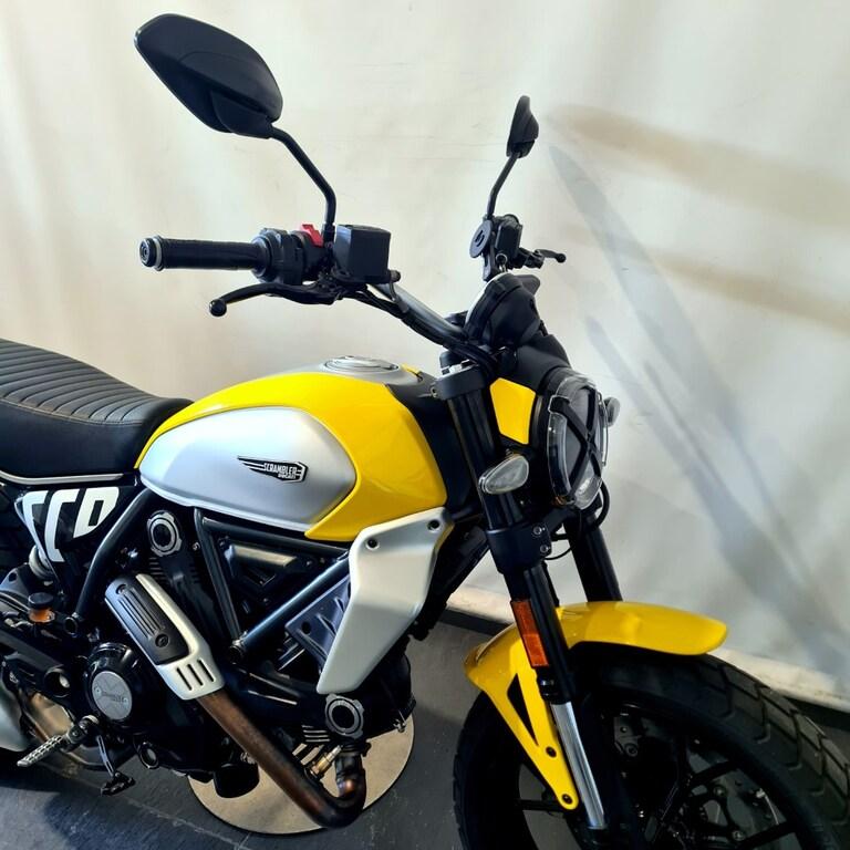 SCRAMBLER 800