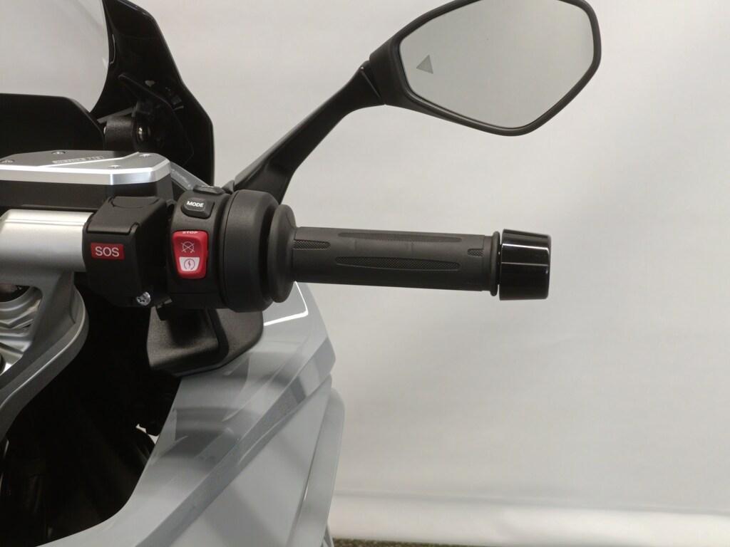 R 1300 RS