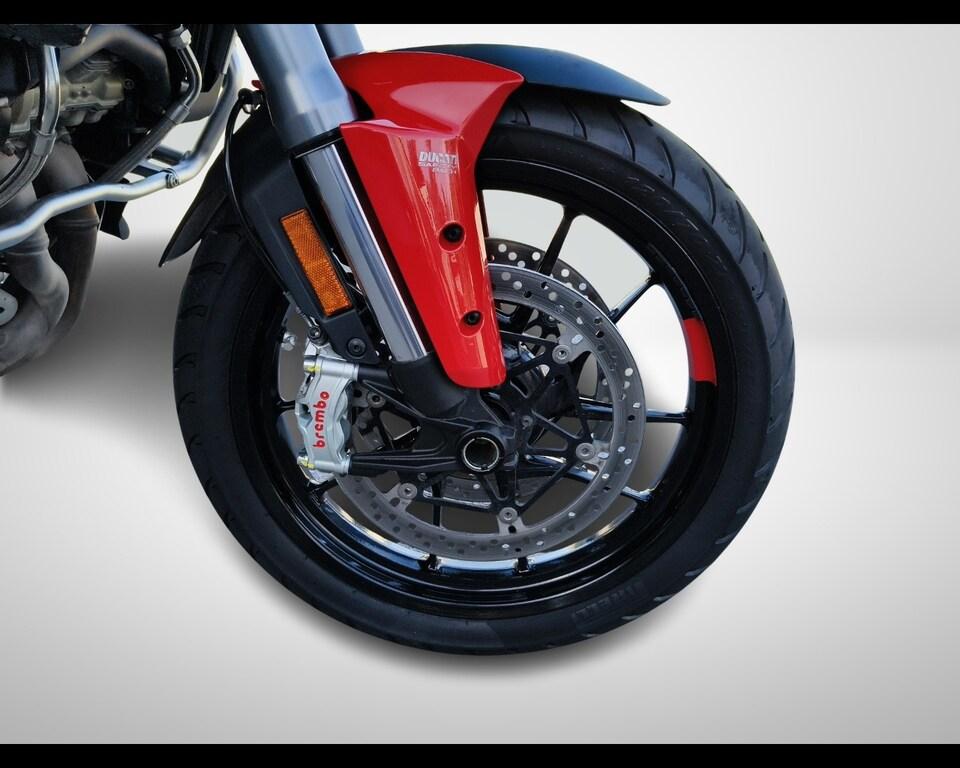 MULTISTRADA V4