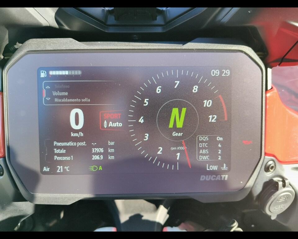 MULTISTRADA V4