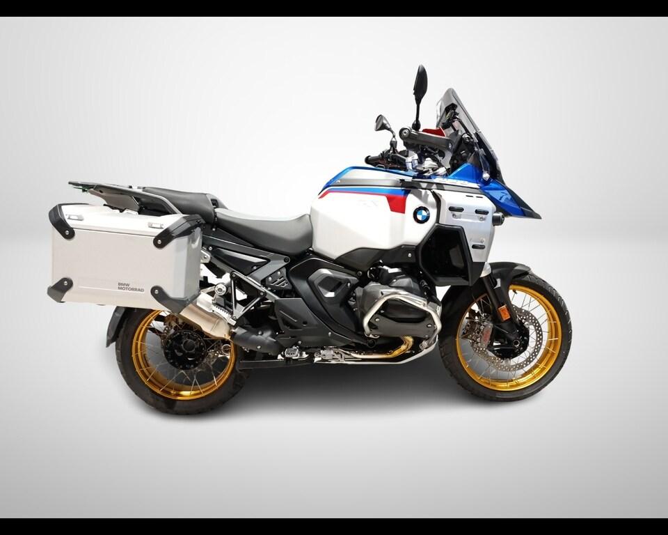 MULTISTRADA V4