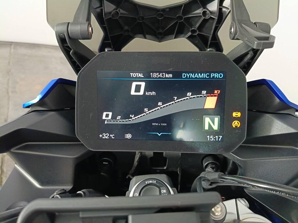 F 900 XR