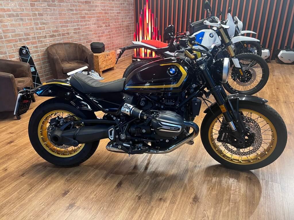R 12