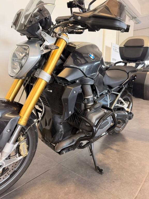 R 1200 R