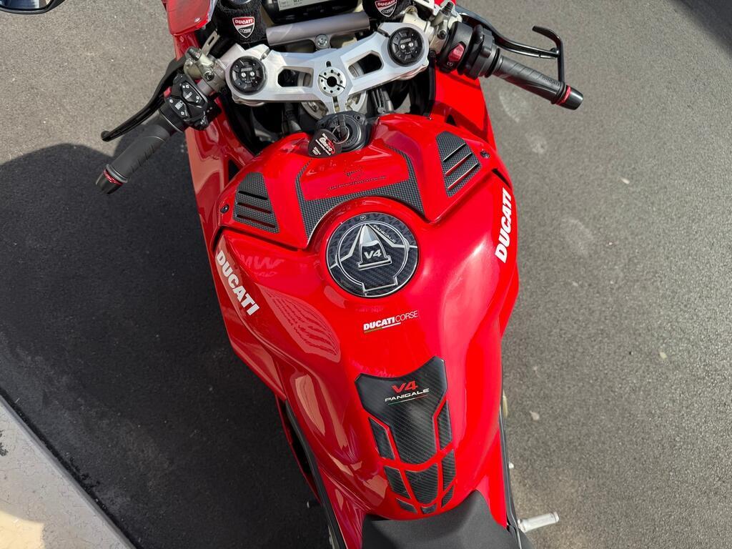 PANIGALE V4
