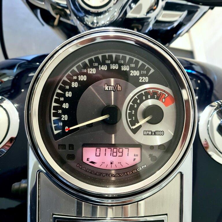 ROAD KING 1690