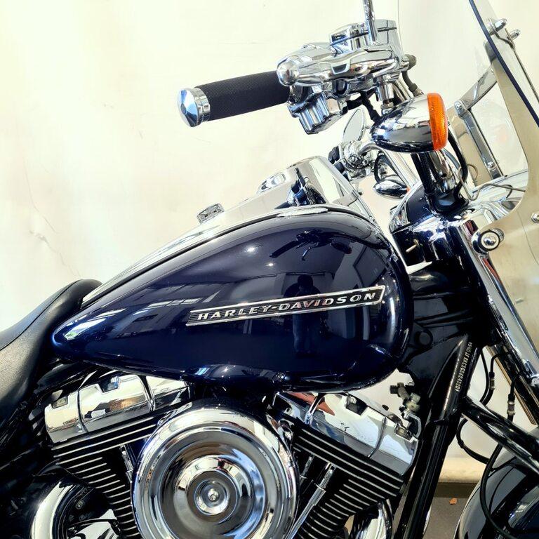 ROAD KING 1690