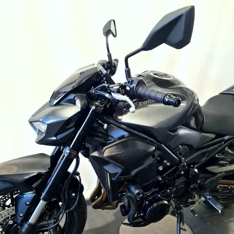 Z 900
