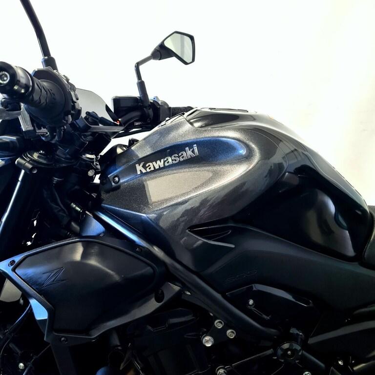 Z 900