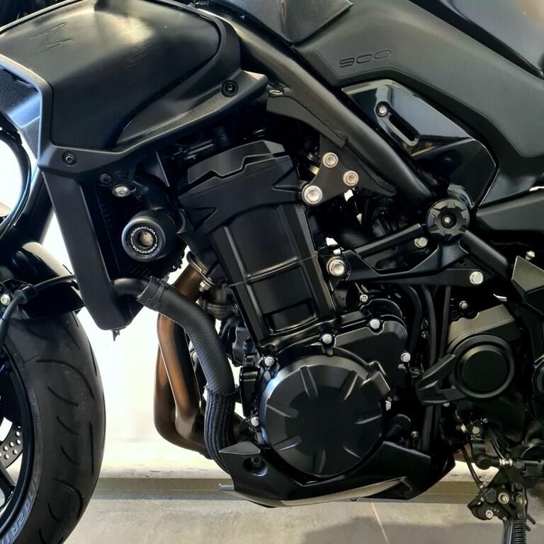Z 900