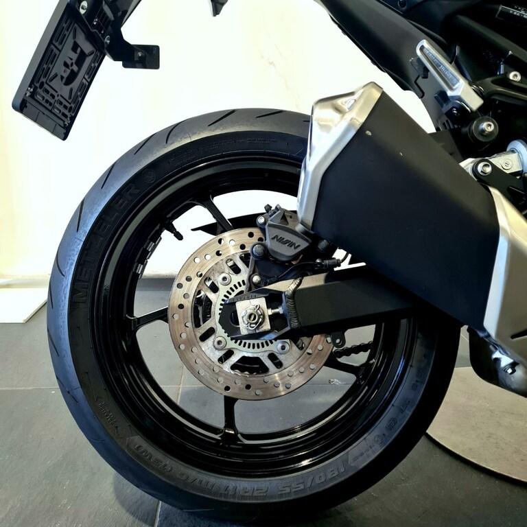 Z 900