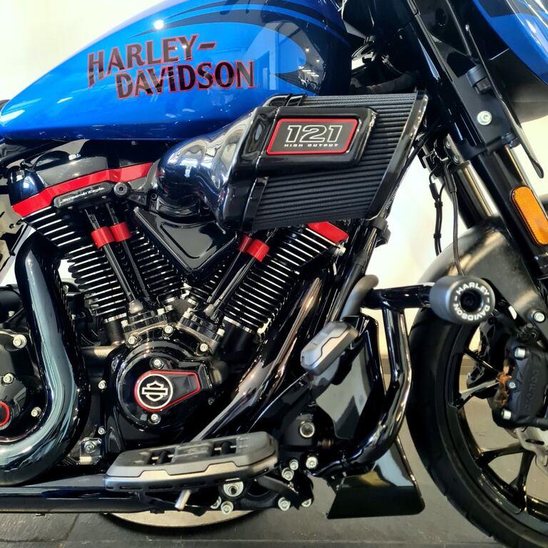CVO 1977 STREET GLIDE