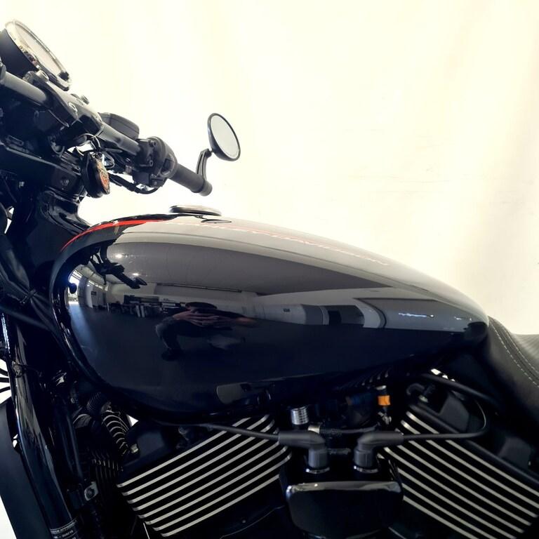 STREET ROD 750