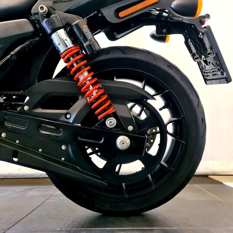 STREET ROD 750