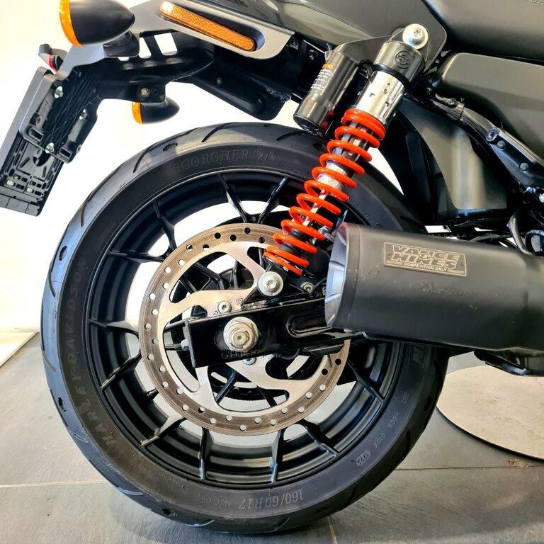STREET ROD 750