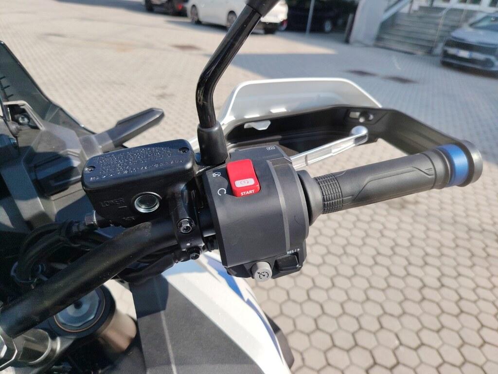 AFRICA TWIN 1100