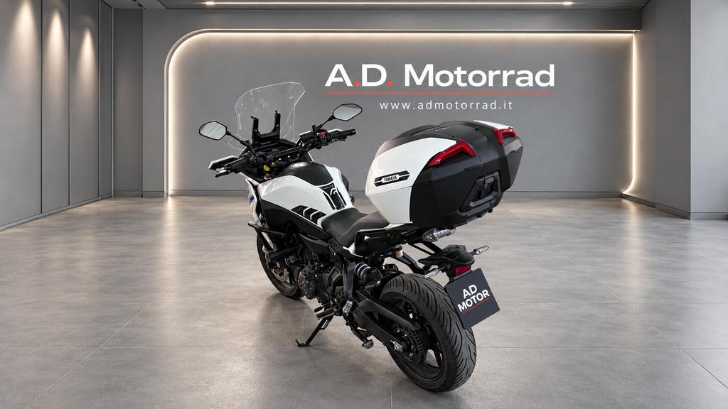 TRACER 700