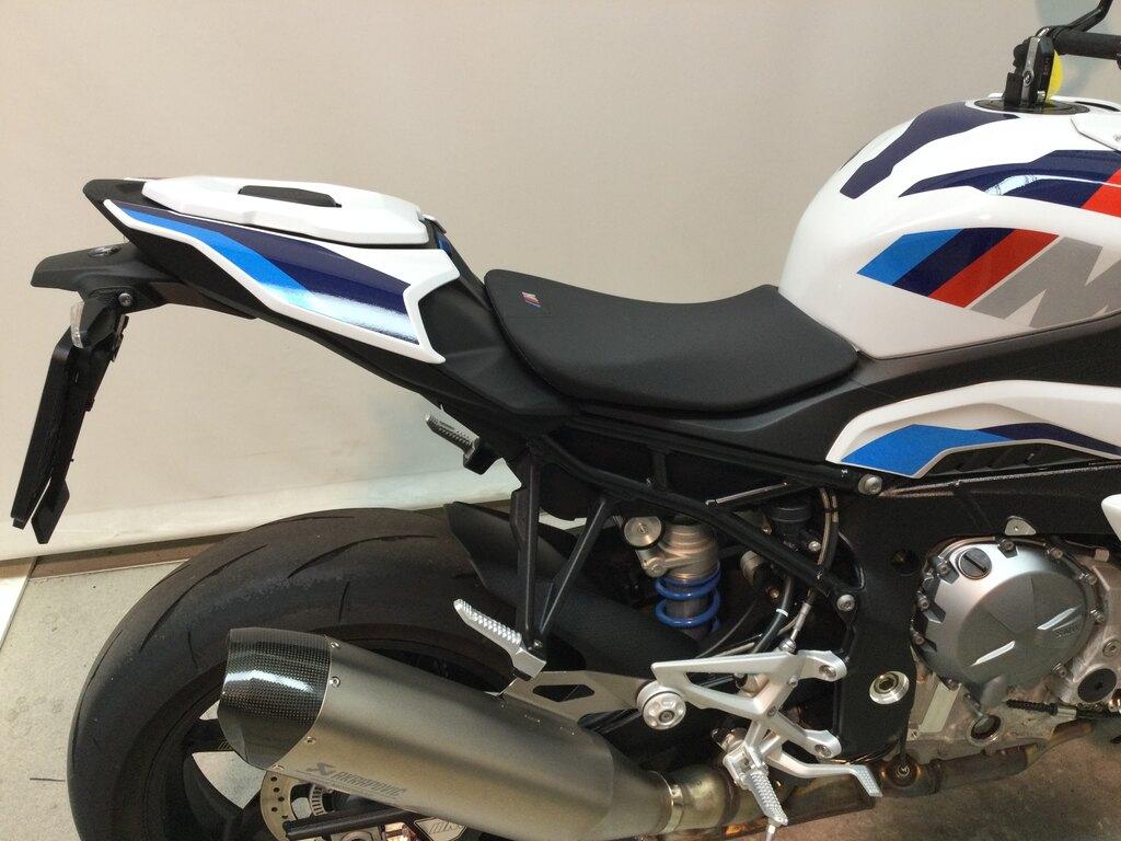 M 1000 R