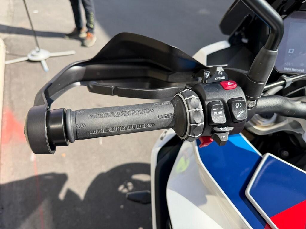 S 1000 XR