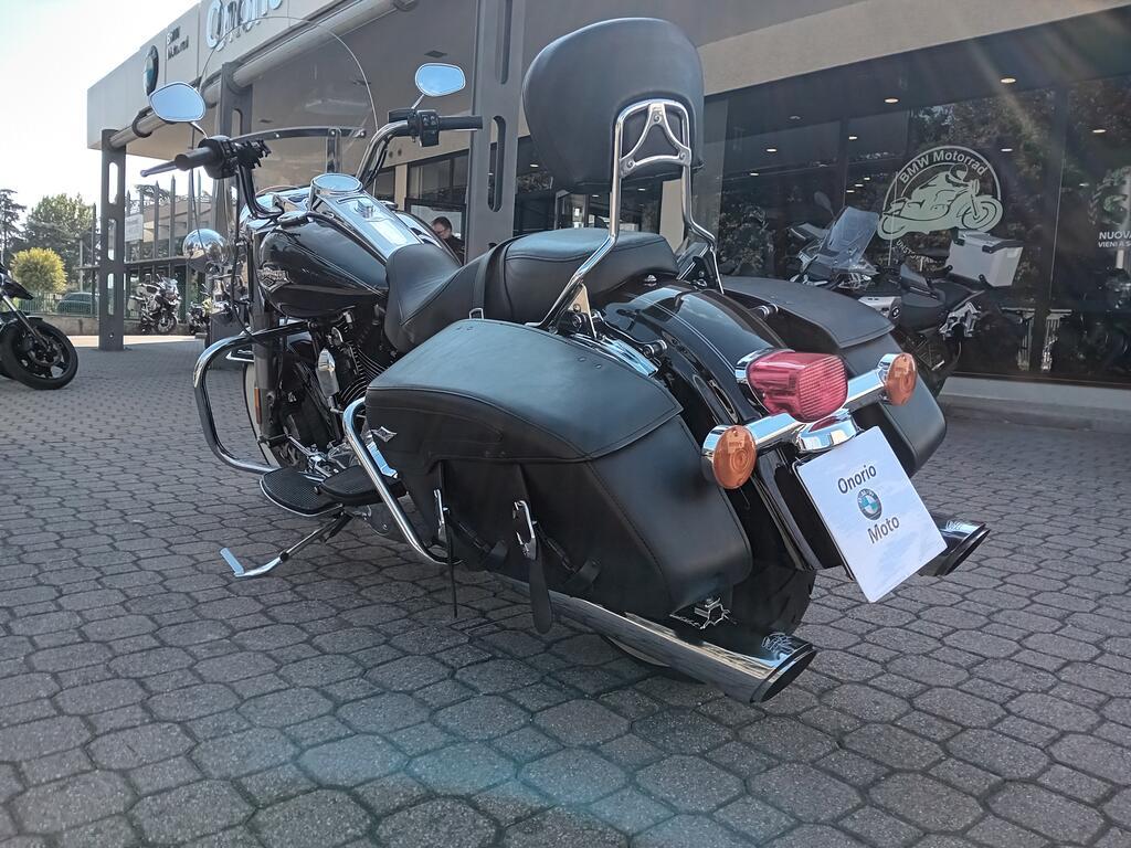 ROAD KING 1584