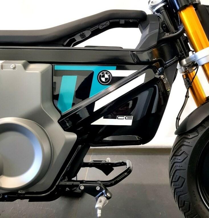 CE 02