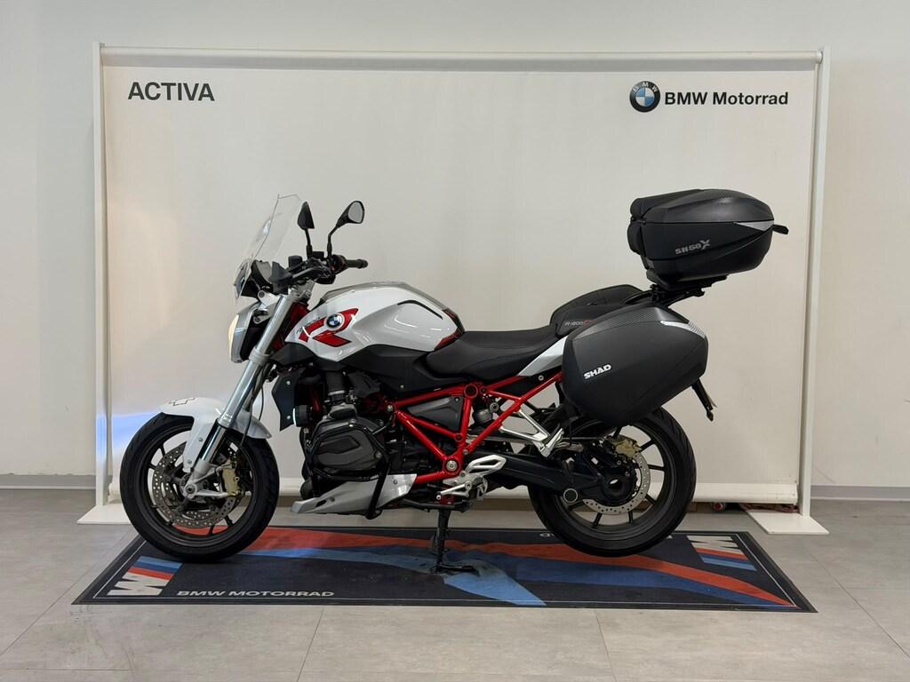 R 1200 R