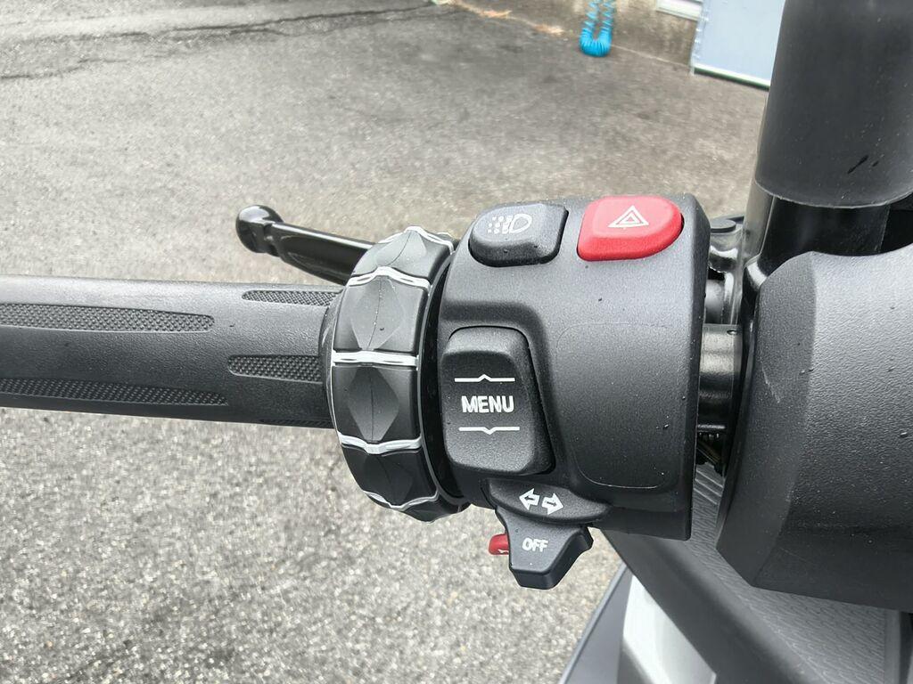 C 400 GT