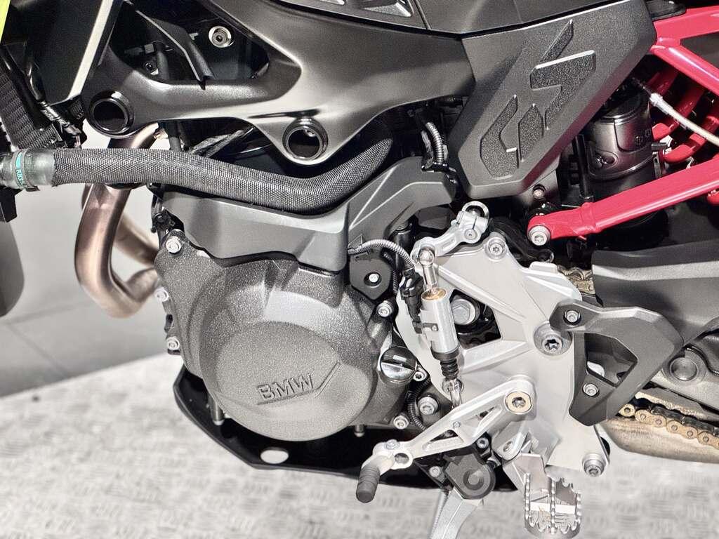 F 900 GS
