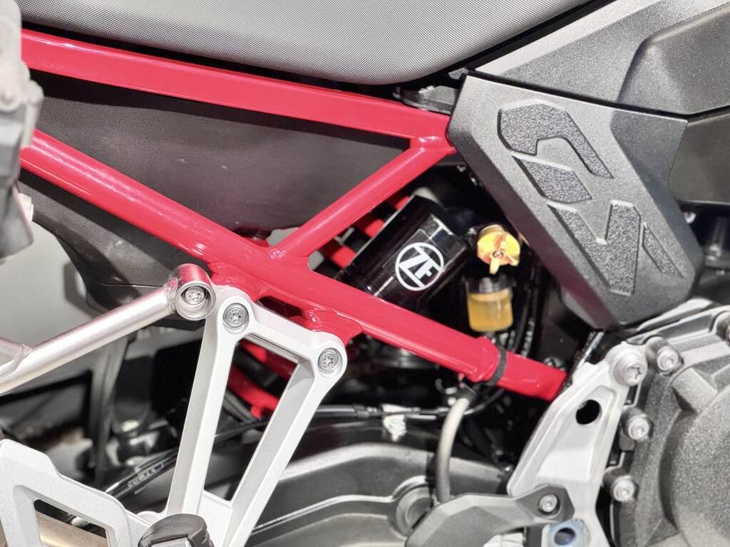 F 900 GS