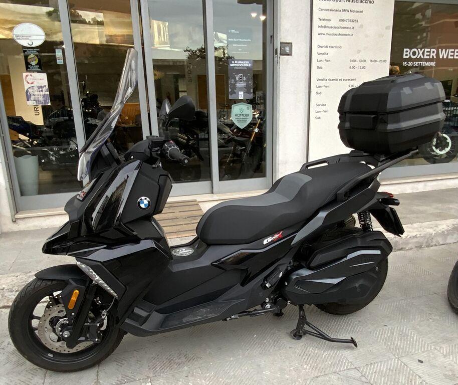 C 400 X