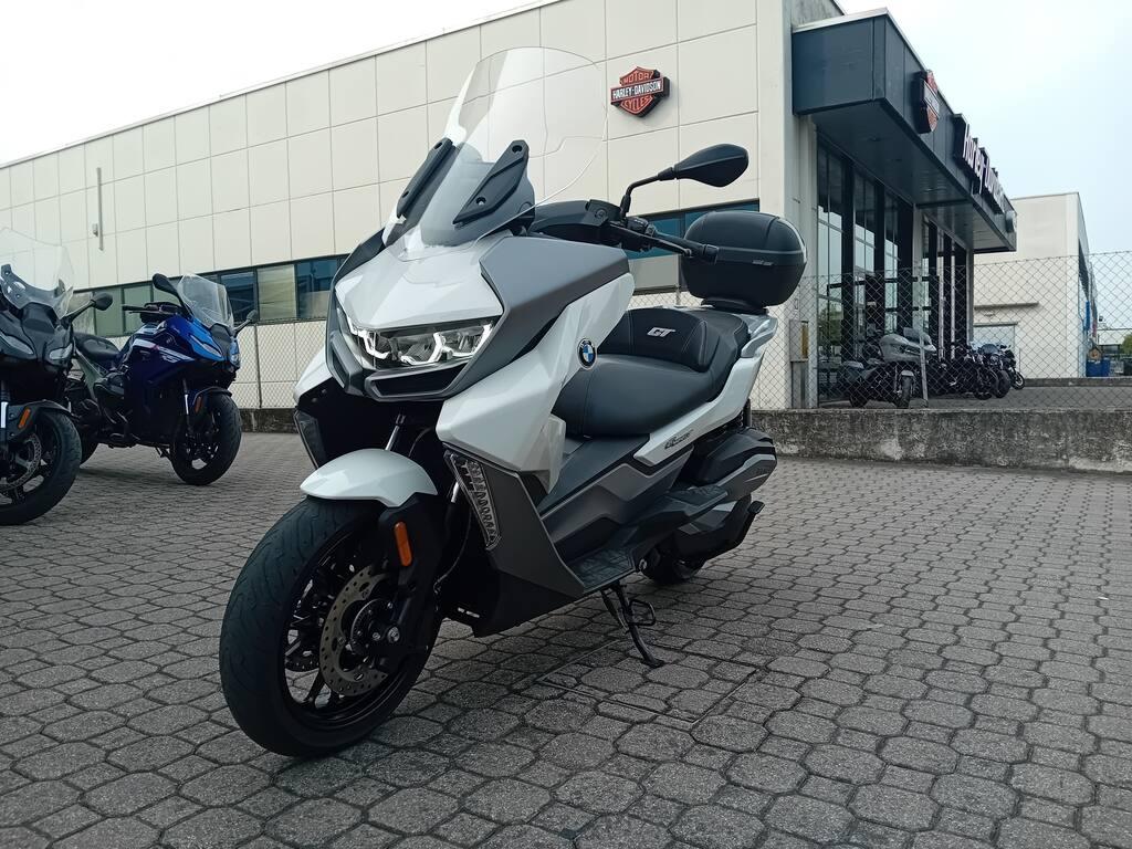 C 400 GT