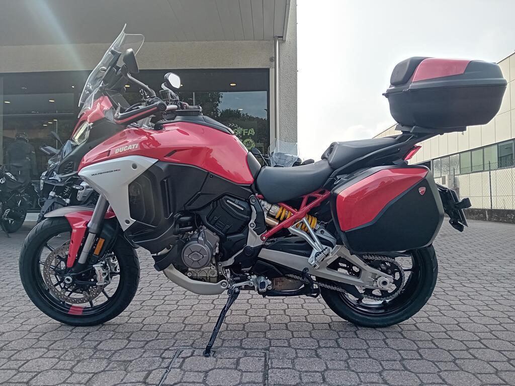 MULTISTRADA V4