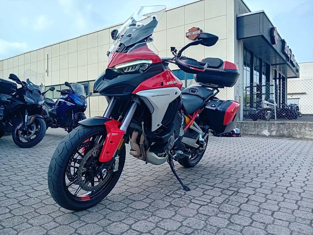 MULTISTRADA V4