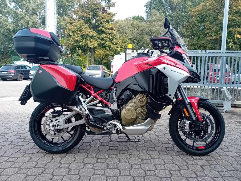 MULTISTRADA V4