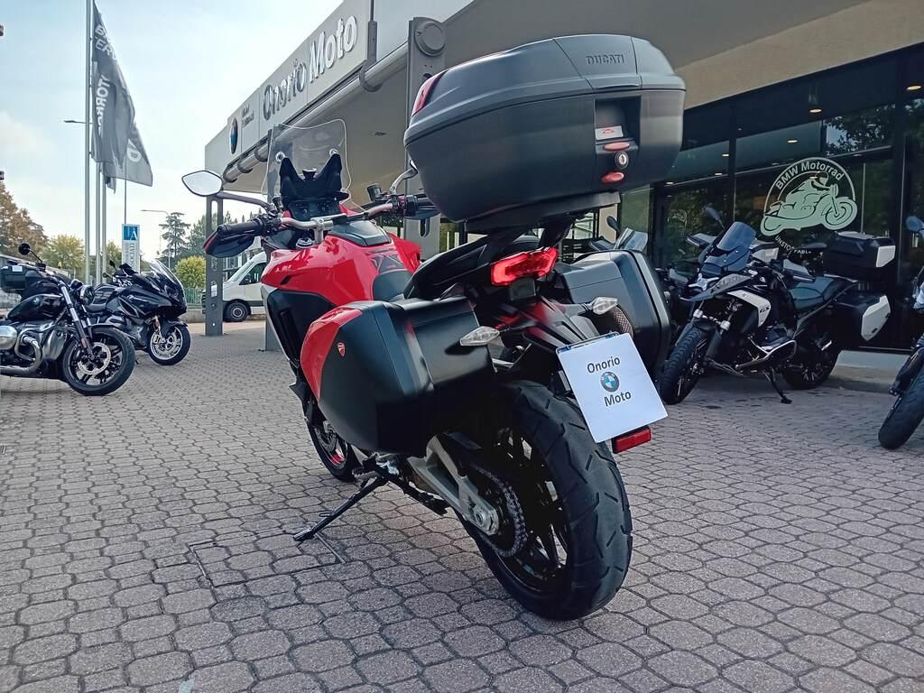 MULTISTRADA V4