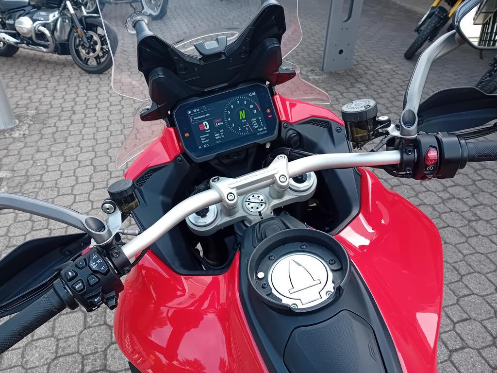 MULTISTRADA V4