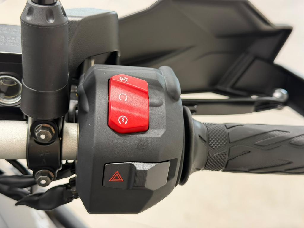 V-STROM 800