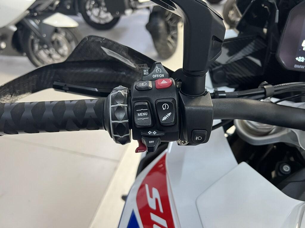 S 1000 XR