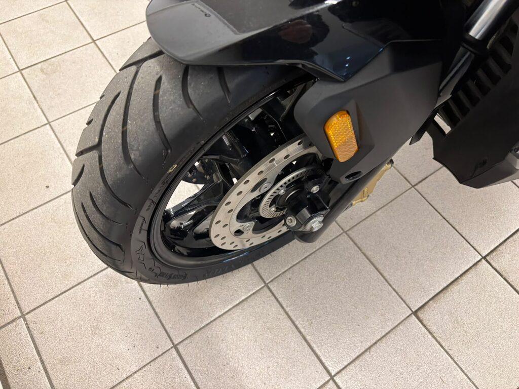 C 400 GT