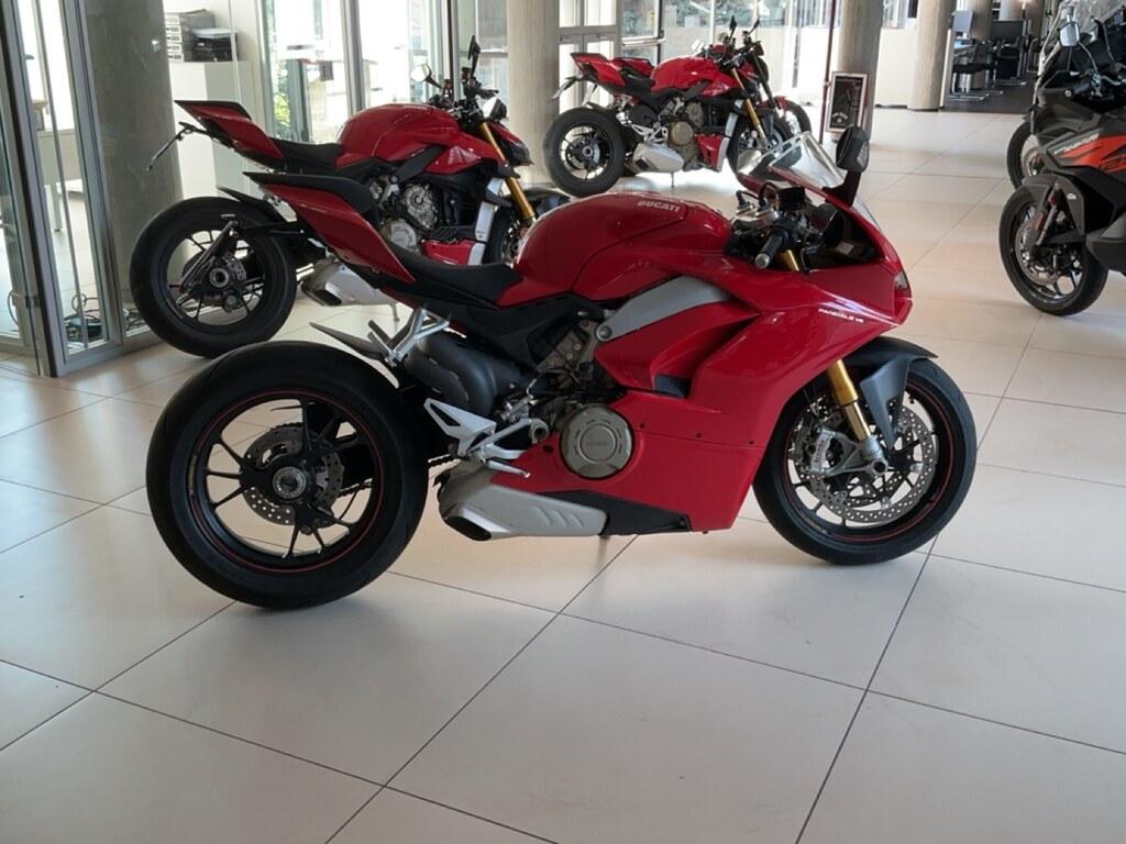 PANIGALE V4