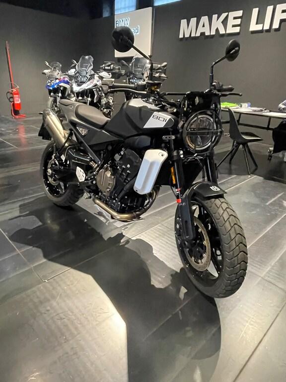 SVARTPILEN 801