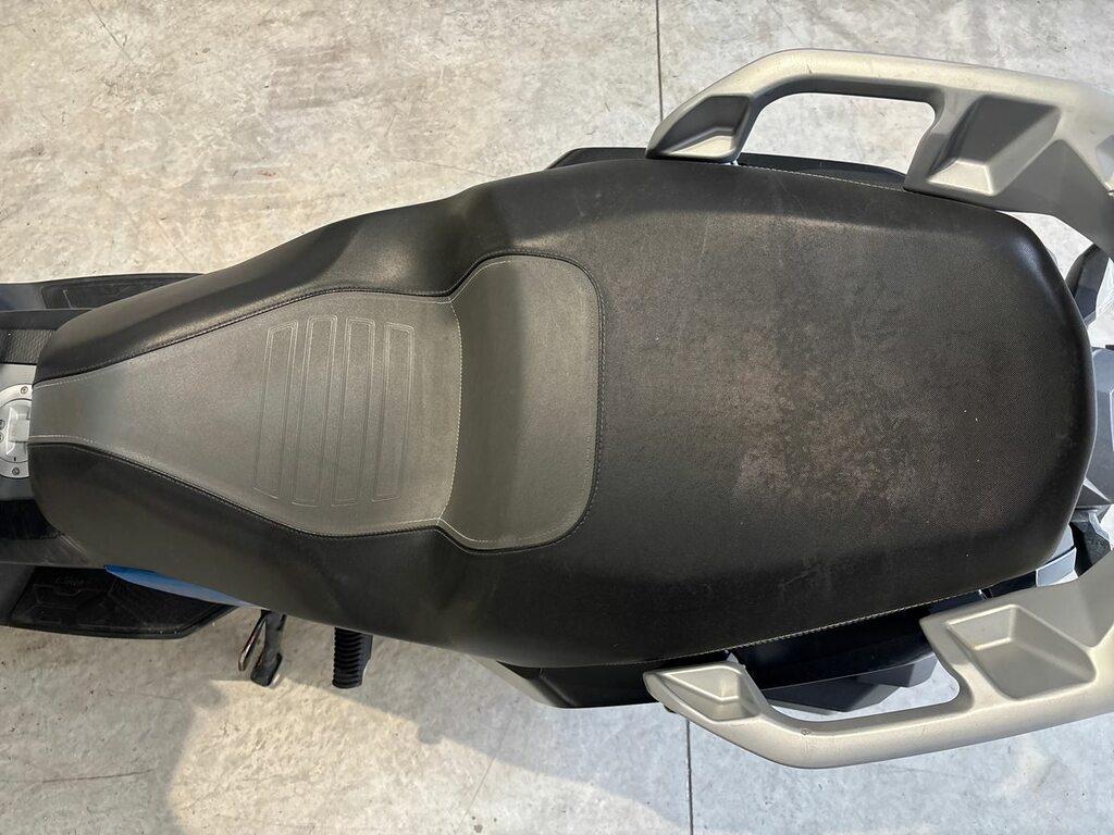 C 400 X
