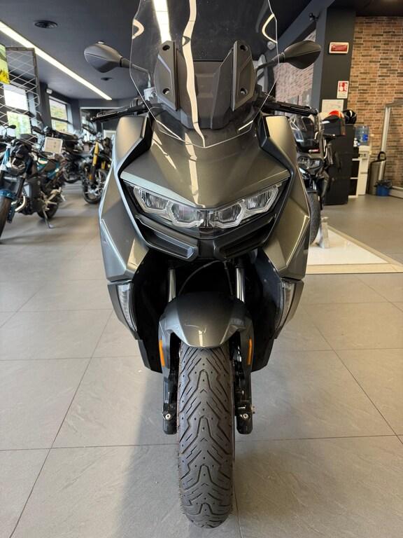 C 400 GT