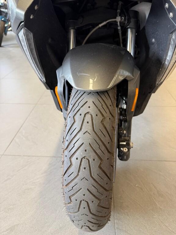 C 400 GT