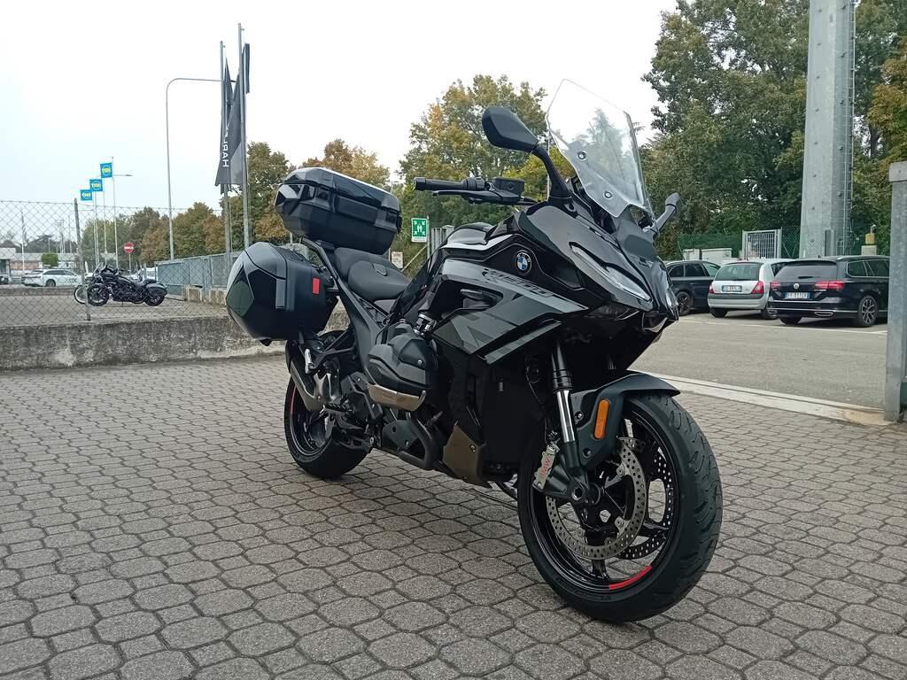 R 1300 RS