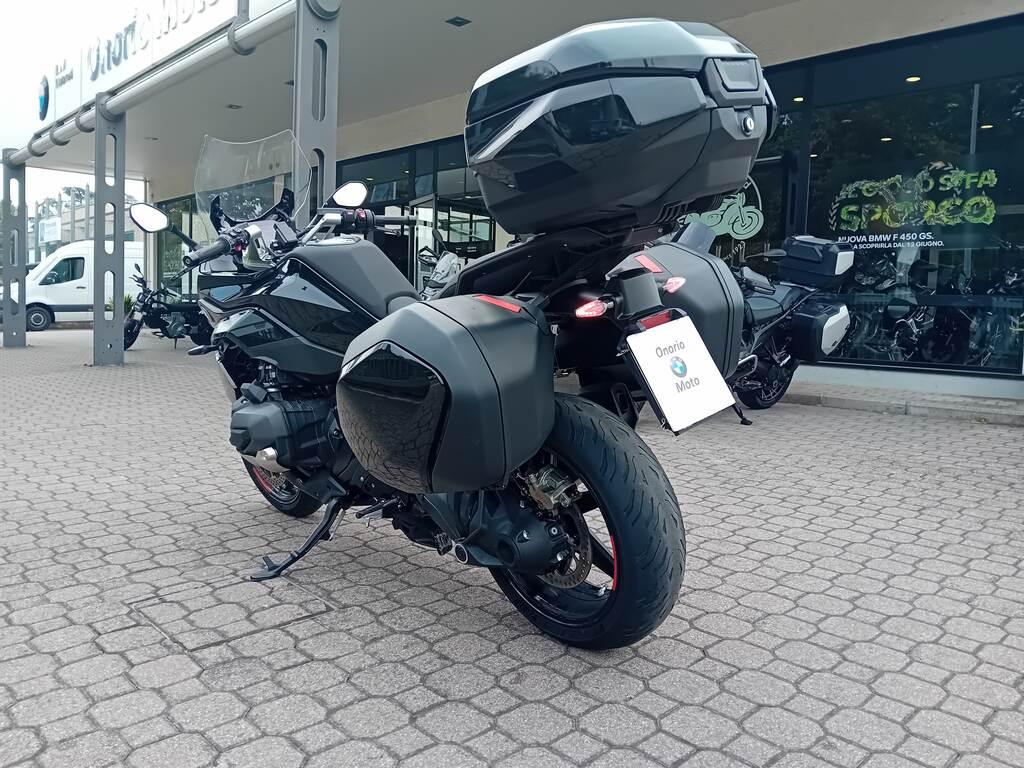 R 1300 RS