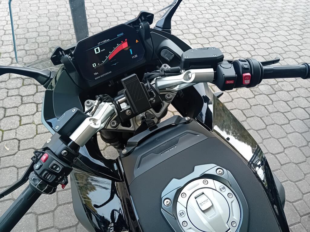 R 1300 RS