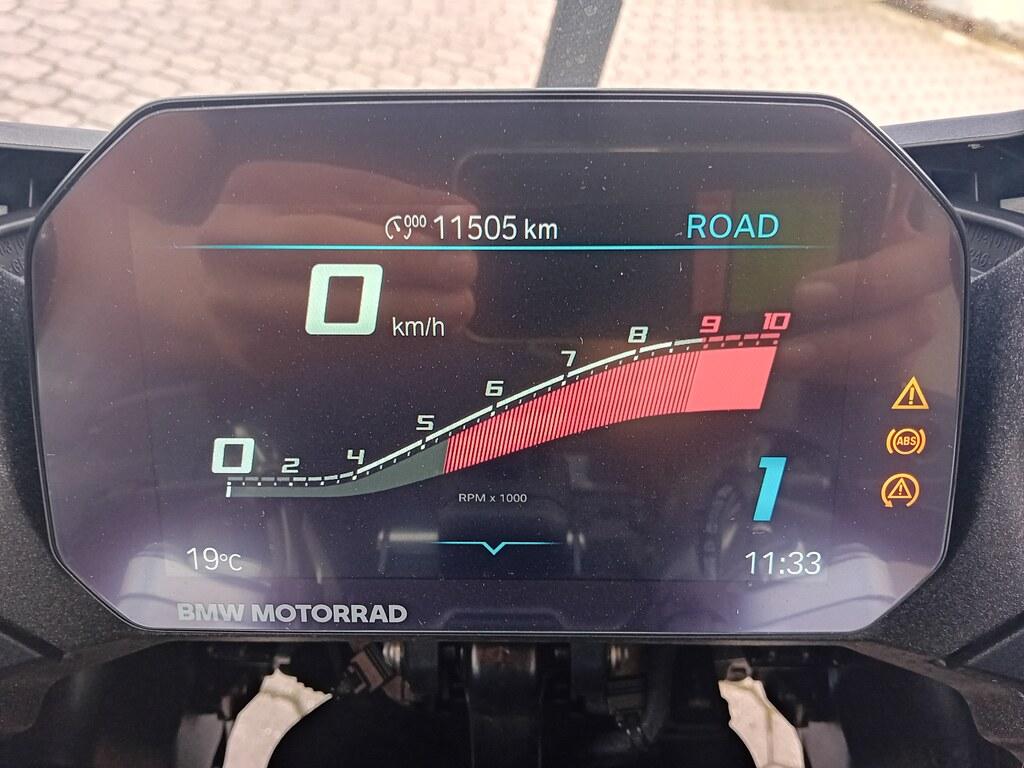 R 1300 RS