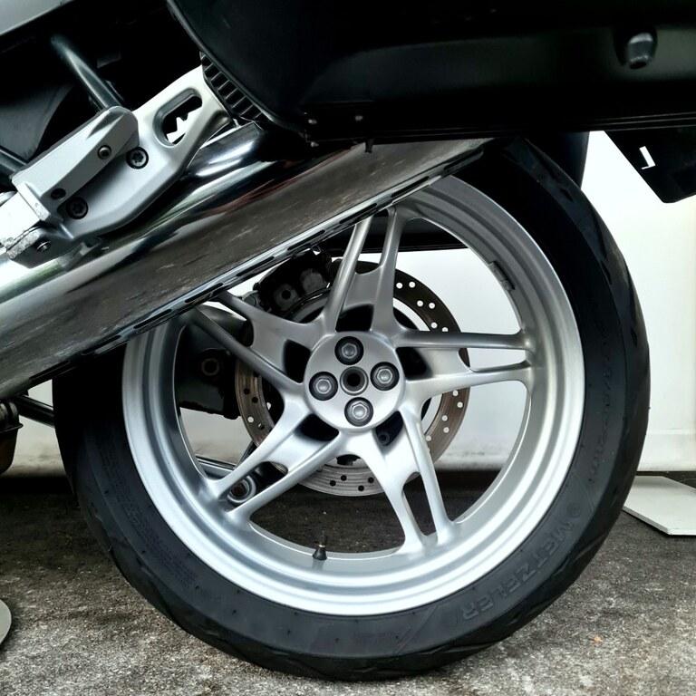 R 1150 R